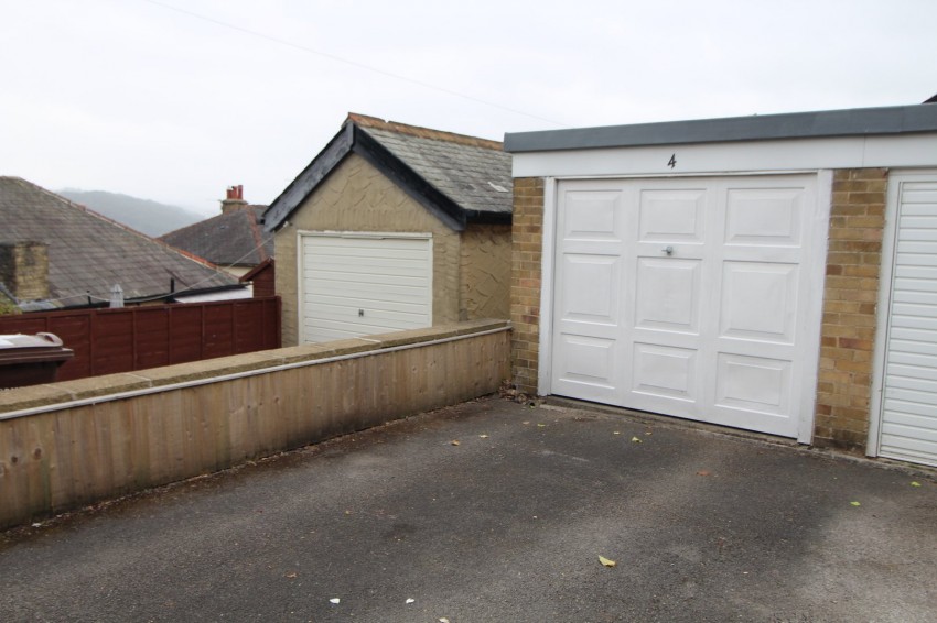 Images for Riddlesden, Keighley, West Yorkshire EAID:3030449609 BID:4216801