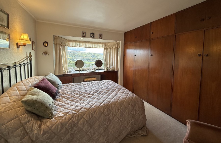 Images for Riddlesden, Keighley, West Yorkshire EAID:3030449609 BID:4216801