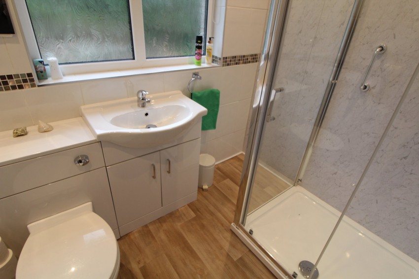 Images for Riddlesden, Keighley, West Yorkshire EAID:3030449609 BID:4216801