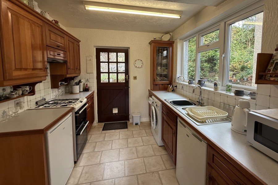 Images for Riddlesden, Keighley, West Yorkshire EAID:3030449609 BID:4216801