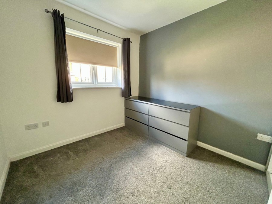 Images for The Knoll, Keighley, West Yorkshire EAID:3030449609 BID:4216801