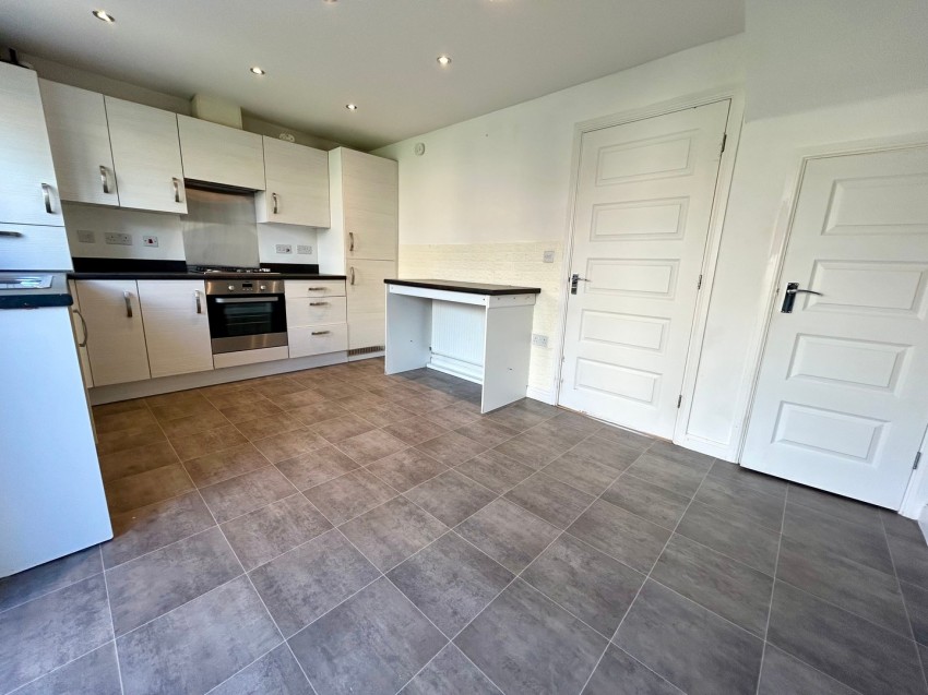 Images for The Knoll, Keighley, West Yorkshire EAID:3030449609 BID:4216801
