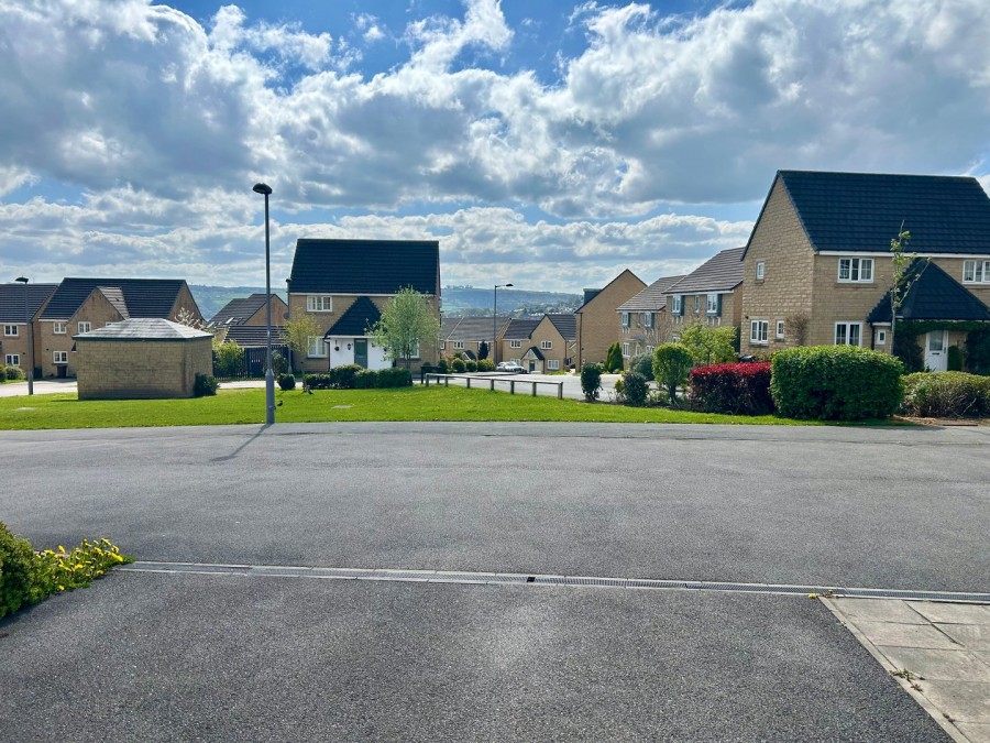 Images for The Knoll, Keighley, West Yorkshire EAID:3030449609 BID:4216801