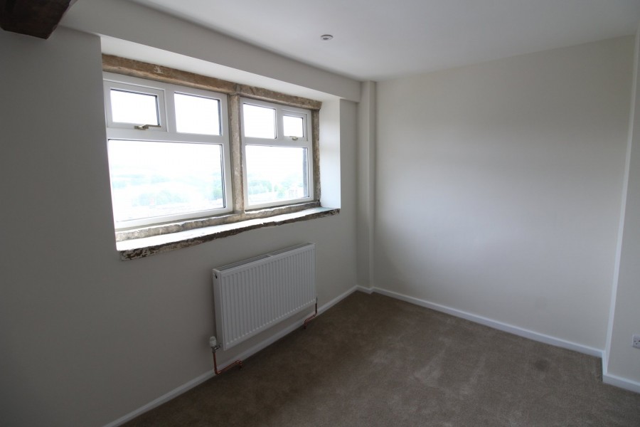 Images for Oakworth, Keighley, West Yorkshire EAID:3030449609 BID:4216801