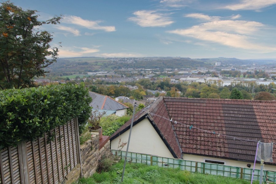 Images for Riddlesden, Keighley, West Yorkshire EAID:3030449609 BID:4216801