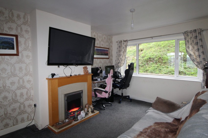 Images for Riddlesden, Keighley, West Yorkshire EAID:3030449609 BID:4216801