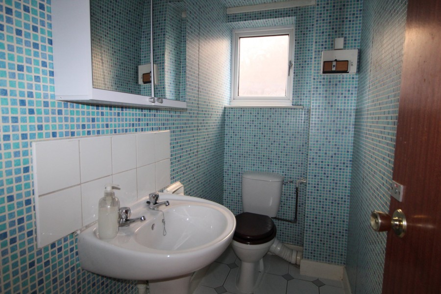 Images for Broadlands, Keighley, West Yorkshire EAID:3030449609 BID:4216801