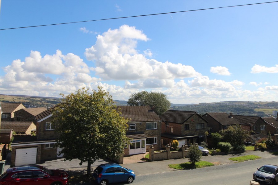 Images for Broadlands, Keighley, West Yorkshire EAID:3030449609 BID:4216801