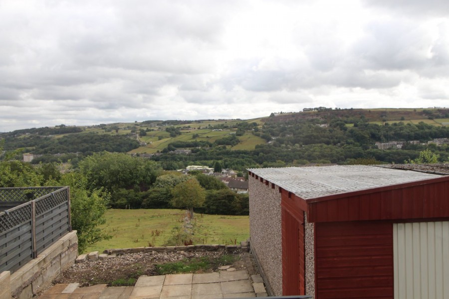 Images for Oakworth, Keighley, West Yorkshire EAID:3030449609 BID:4216801