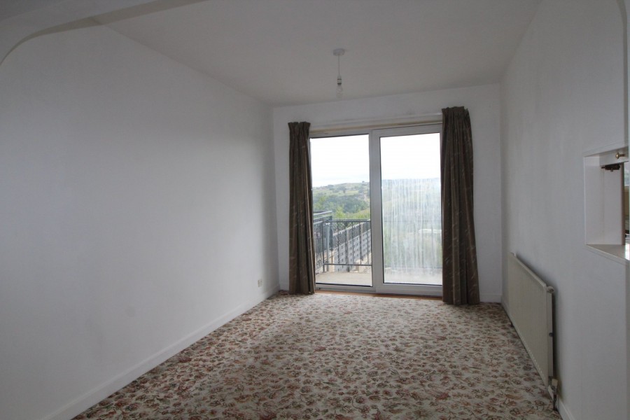Images for Oakworth, Keighley, West Yorkshire EAID:3030449609 BID:4216801