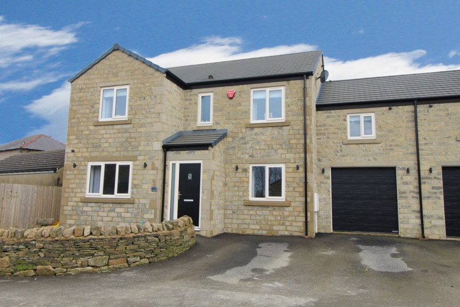 Images for Long Lee, Keighley, West Yorkshire EAID:3030449609 BID:4216801
