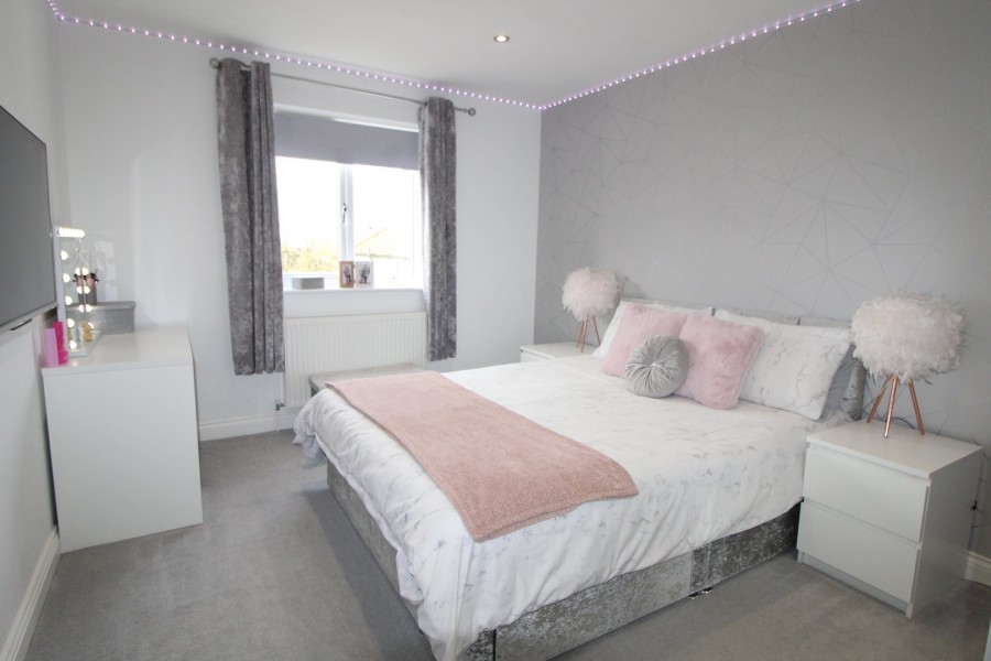 Images for Long Lee, Keighley, West Yorkshire EAID:3030449609 BID:4216801