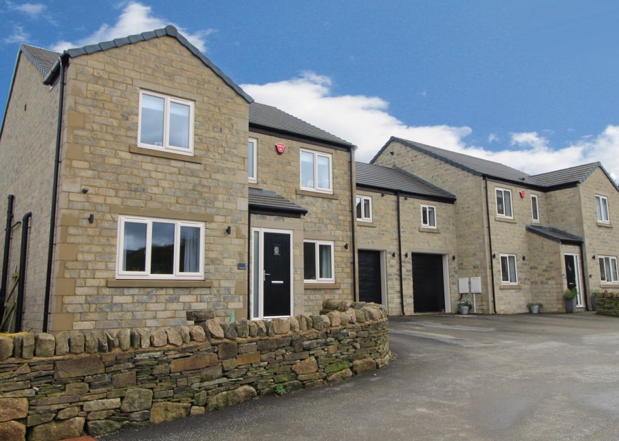 Images for Long Lee, Keighley, West Yorkshire EAID:3030449609 BID:4216801