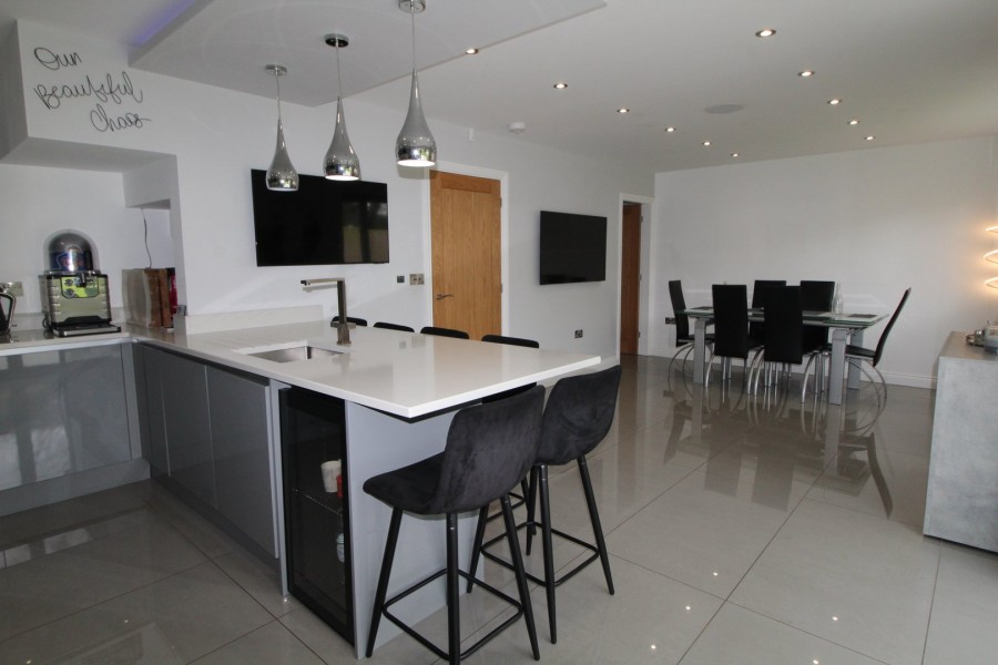 Images for Long Lee, Keighley, West Yorkshire EAID:3030449609 BID:4216801
