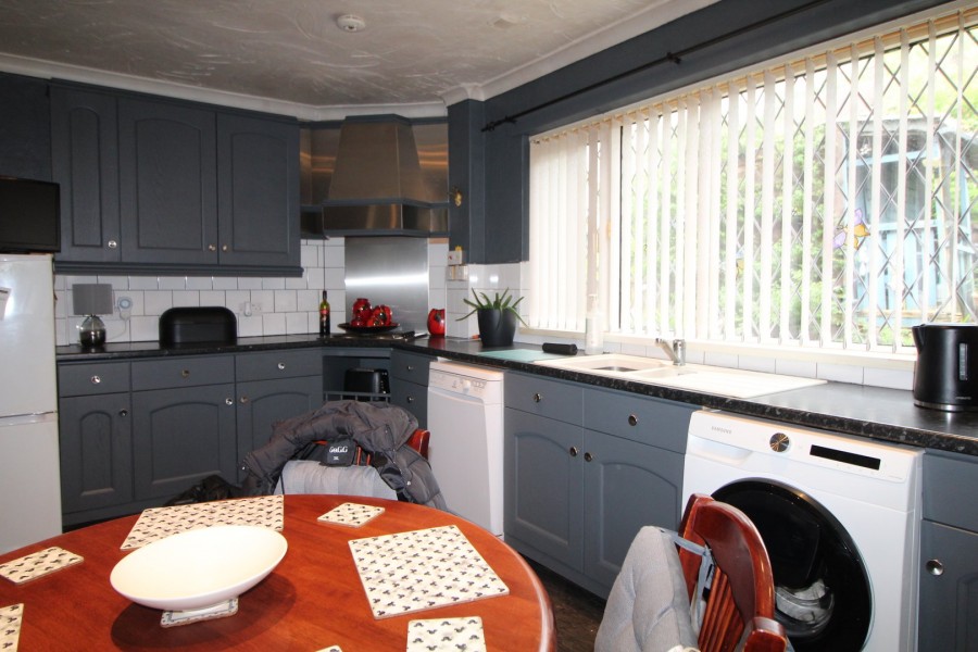 Images for Allerton, Bradford, West Yorkshire EAID:3030449609 BID:4216801