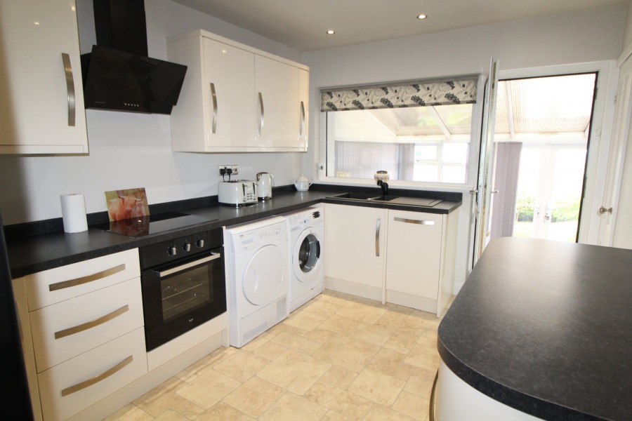 Images for Denholme, Bradford, West Yorkshire EAID:3030449609 BID:4216801