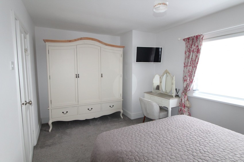 Images for Denholme, Bradford, West Yorkshire EAID:3030449609 BID:4216801