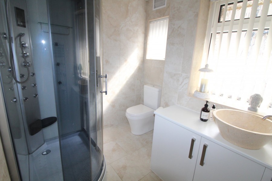 Images for Denholme, Bradford, West Yorkshire EAID:3030449609 BID:4216801