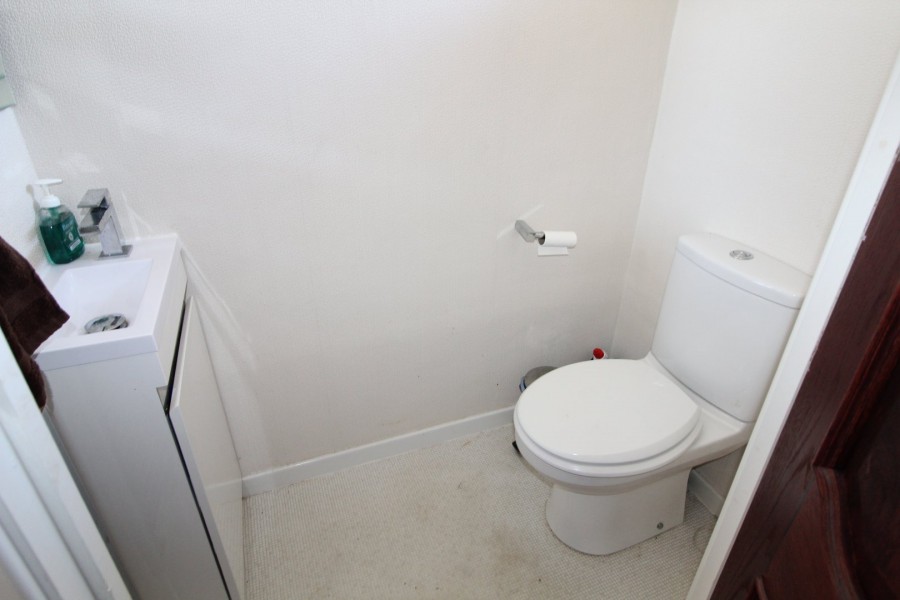 Images for Steeton, Keighley, West Yorkshire EAID:3030449609 BID:4216801