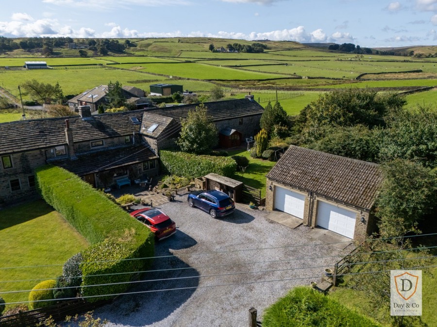 Images for Denholme, Bradford, West Yorkshire EAID:3030449609 BID:4216801