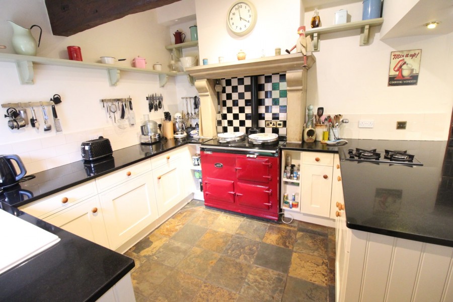 Images for Denholme, Bradford, West Yorkshire EAID:3030449609 BID:4216801