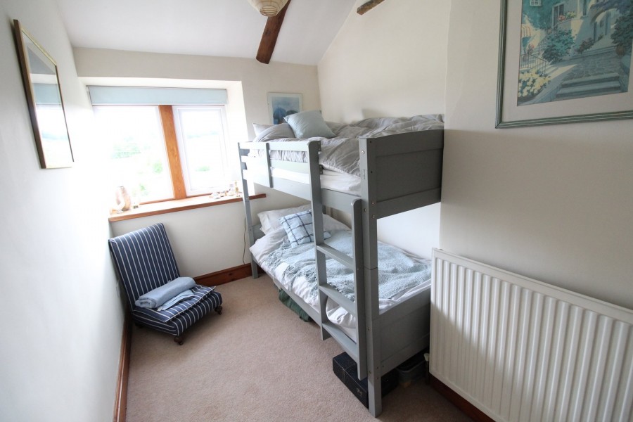 Images for Denholme, Bradford, West Yorkshire EAID:3030449609 BID:4216801