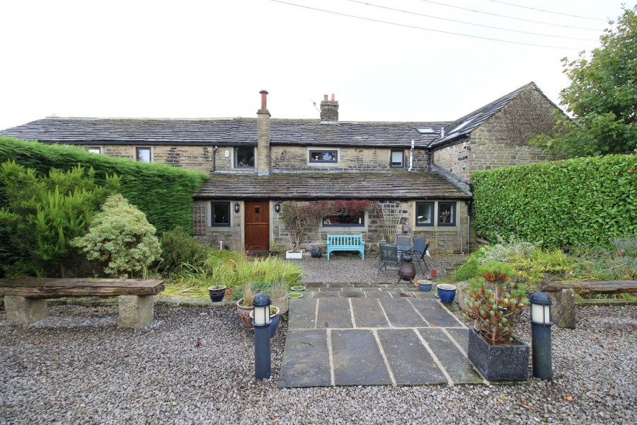 Images for Denholme, Bradford, West Yorkshire EAID:3030449609 BID:4216801