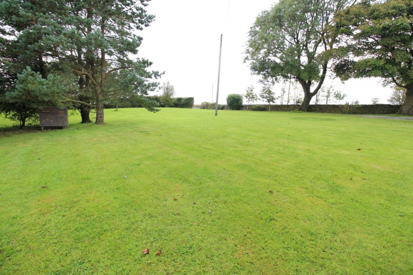 Images for Denholme, Bradford, West Yorkshire EAID:3030449609 BID:4216801