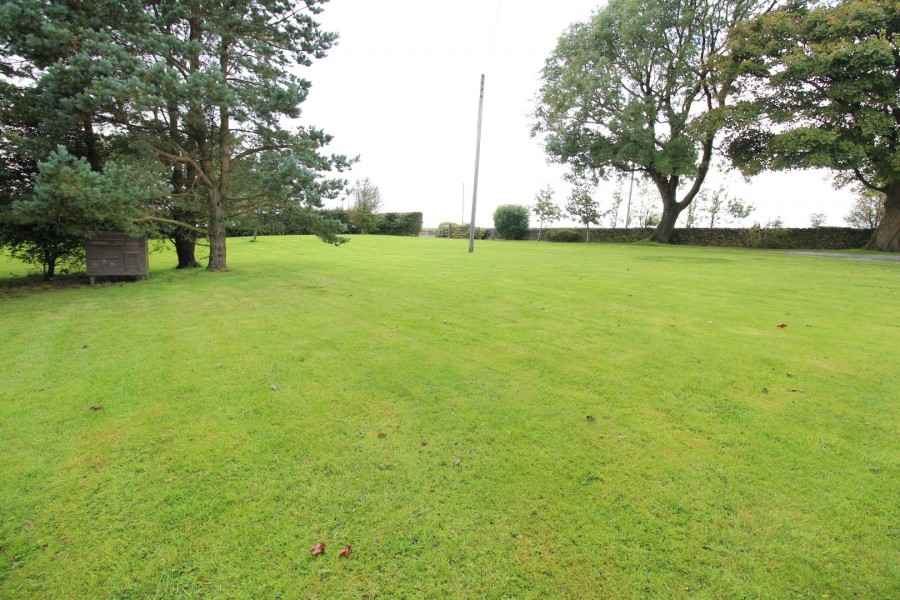 Images for Denholme, Bradford, West Yorkshire EAID:3030449609 BID:4216801