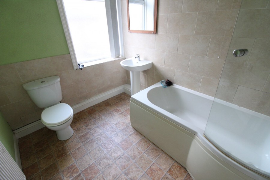 Images for Cross Roads, Keighley, West Yorkshire EAID:3030449609 BID:4216801