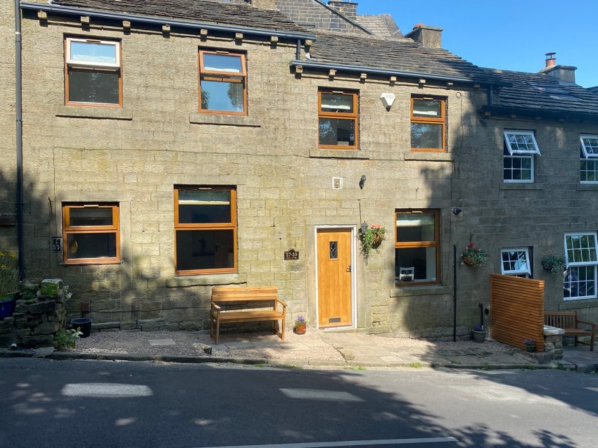 Images for Oakworth, Keighley, West Yorkshire EAID:3030449609 BID:4216801