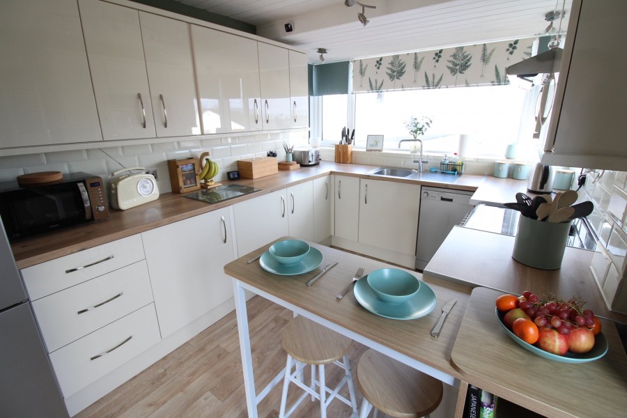 Images for Oakworth, Keighley, West Yorkshire EAID:3030449609 BID:4216801
