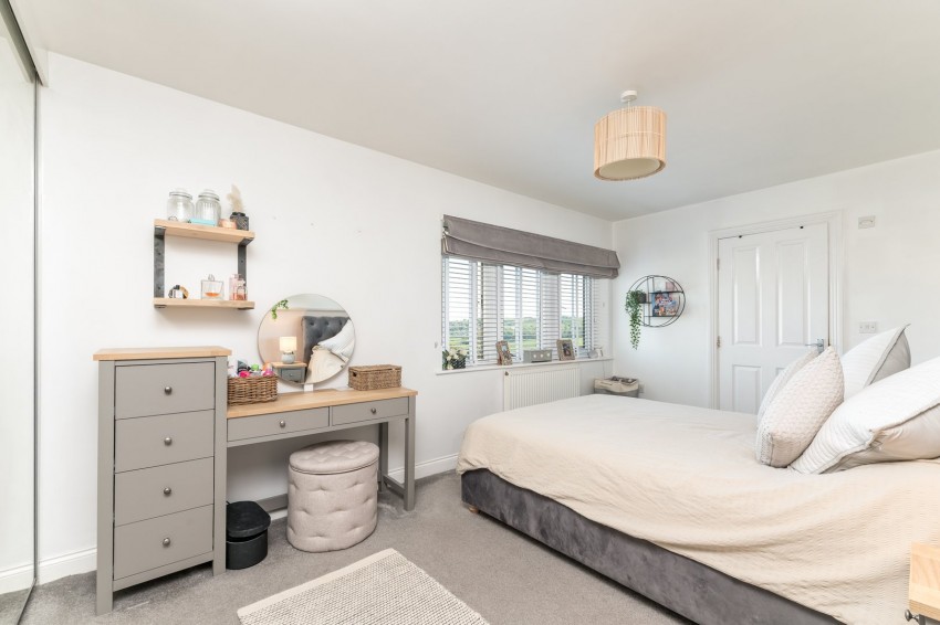 Images for Oakworth, Keighley, West Yorkshire EAID:3030449609 BID:4216801