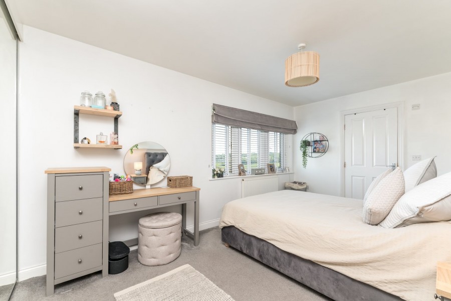 Images for Oakworth, Keighley, West Yorkshire EAID:3030449609 BID:4216801