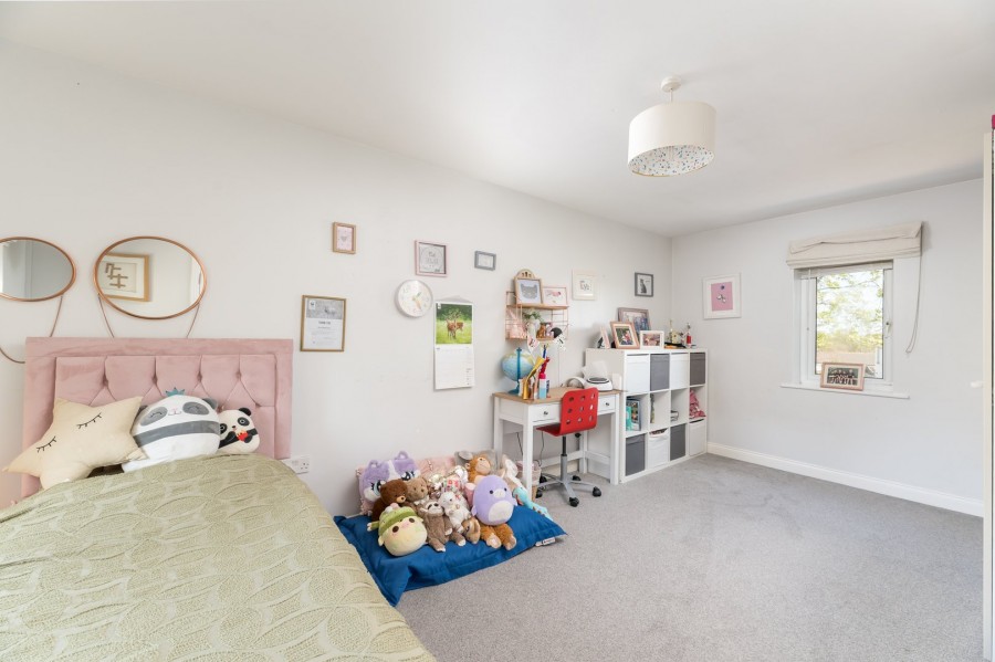 Images for Oakworth, Keighley, West Yorkshire EAID:3030449609 BID:4216801