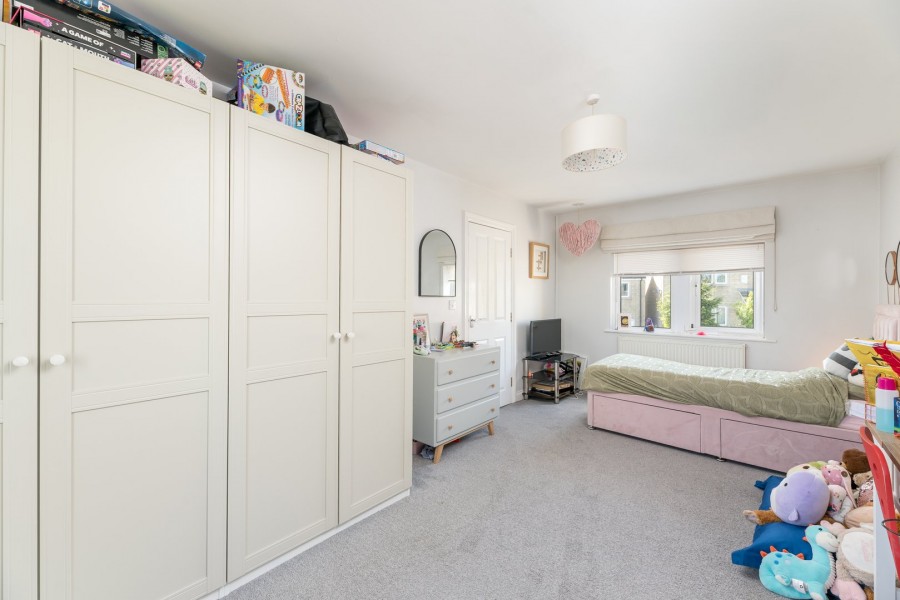 Images for Oakworth, Keighley, West Yorkshire EAID:3030449609 BID:4216801