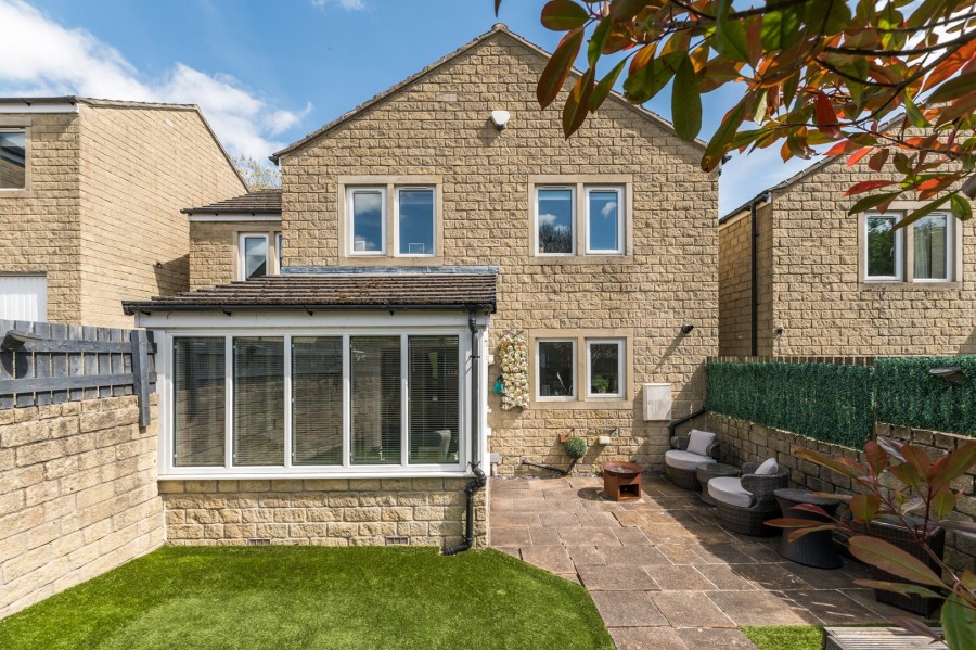 Images for Oakworth, Keighley, West Yorkshire EAID:3030449609 BID:4216801