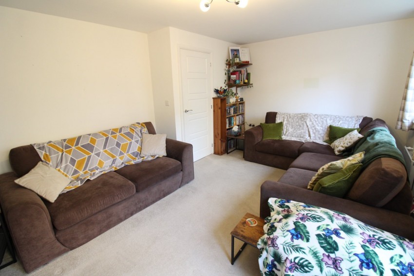 Images for Staincliffe Drive, Keighley, West Yorkshire EAID:3030449609 BID:4216801