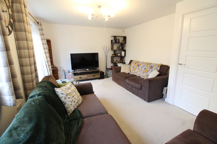 Images for Staincliffe Drive, Keighley, West Yorkshire EAID:3030449609 BID:4216801
