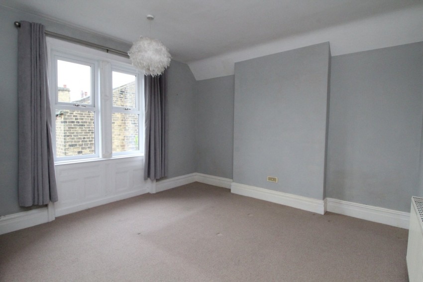 Images for Oakworth, Keighley, West Yorkshire EAID:3030449609 BID:4216801