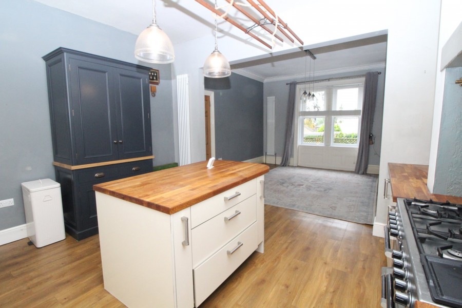 Images for Oakworth, Keighley, West Yorkshire EAID:3030449609 BID:4216801