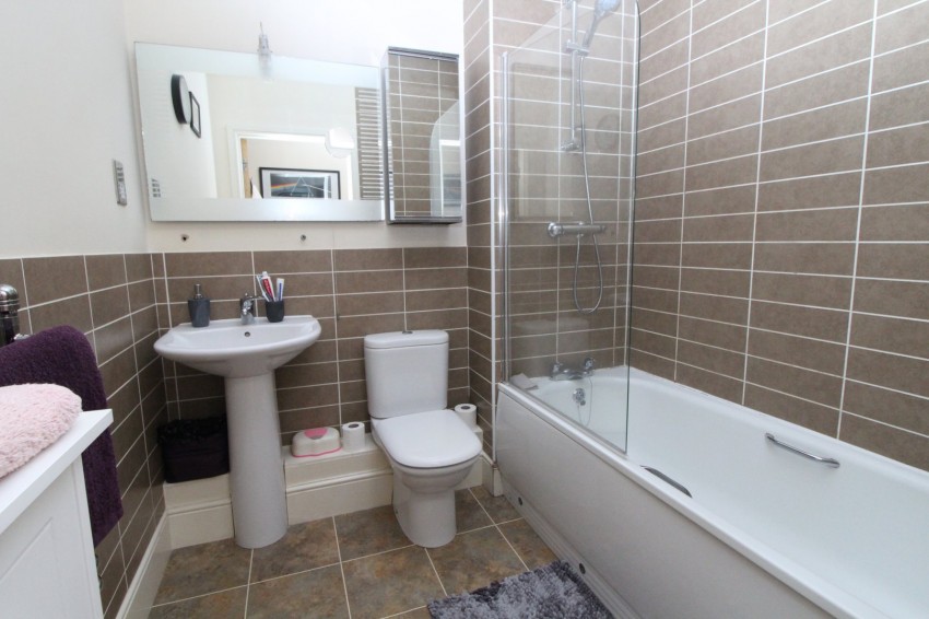 Images for Steeton, Keighley, West Yorkshire EAID:3030449609 BID:4216801
