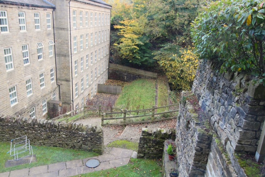 Images for Steeton, Keighley, West Yorkshire EAID:3030449609 BID:4216801