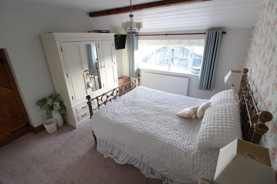 Images for Oakworth, Keighley, West Yorkshire EAID:3030449609 BID:4216801