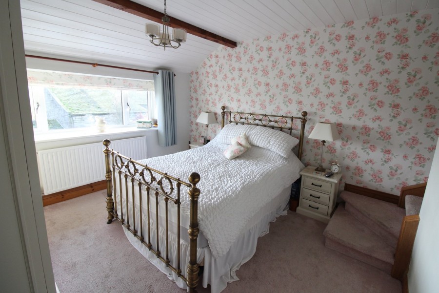 Images for Oakworth, Keighley, West Yorkshire EAID:3030449609 BID:4216801