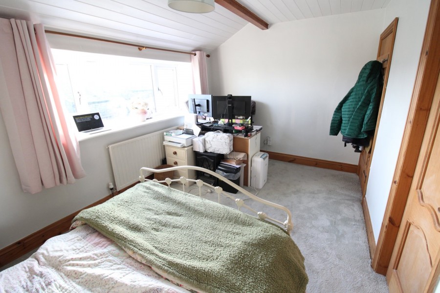 Images for Oakworth, Keighley, West Yorkshire EAID:3030449609 BID:4216801