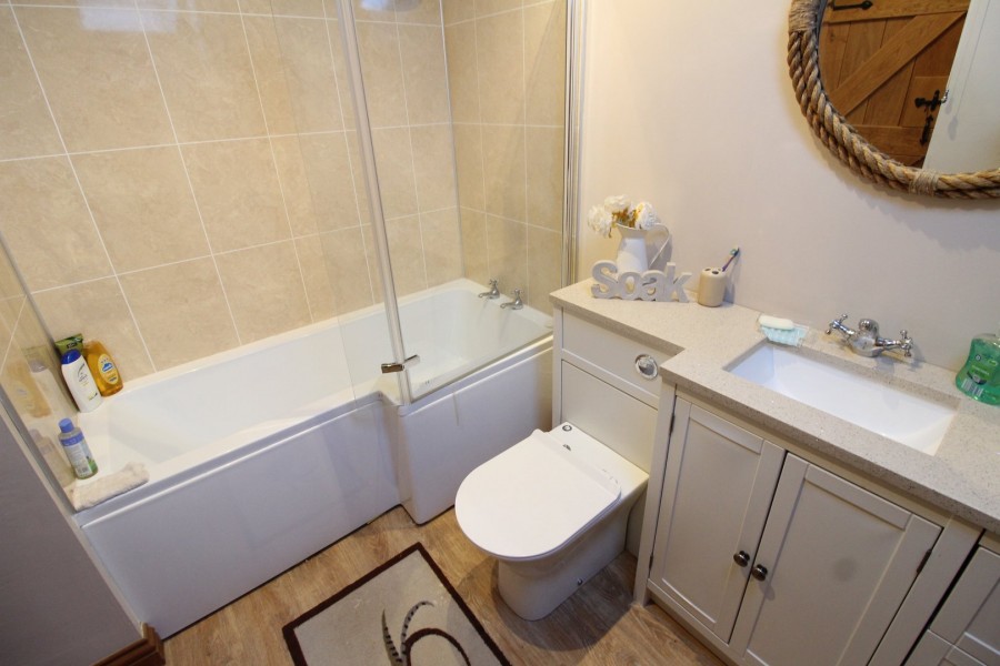 Images for Oakworth, Keighley, West Yorkshire EAID:3030449609 BID:4216801