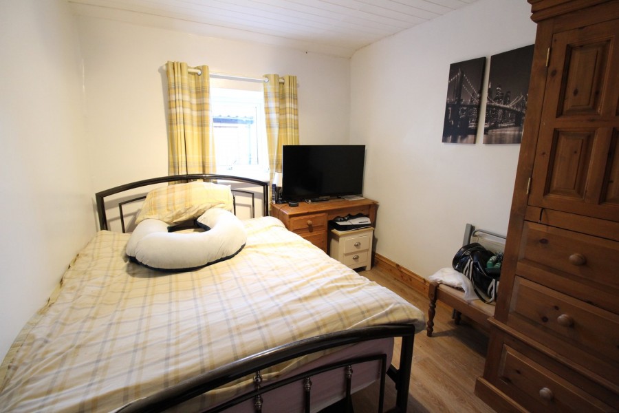 Images for Oakworth, Keighley, West Yorkshire EAID:3030449609 BID:4216801