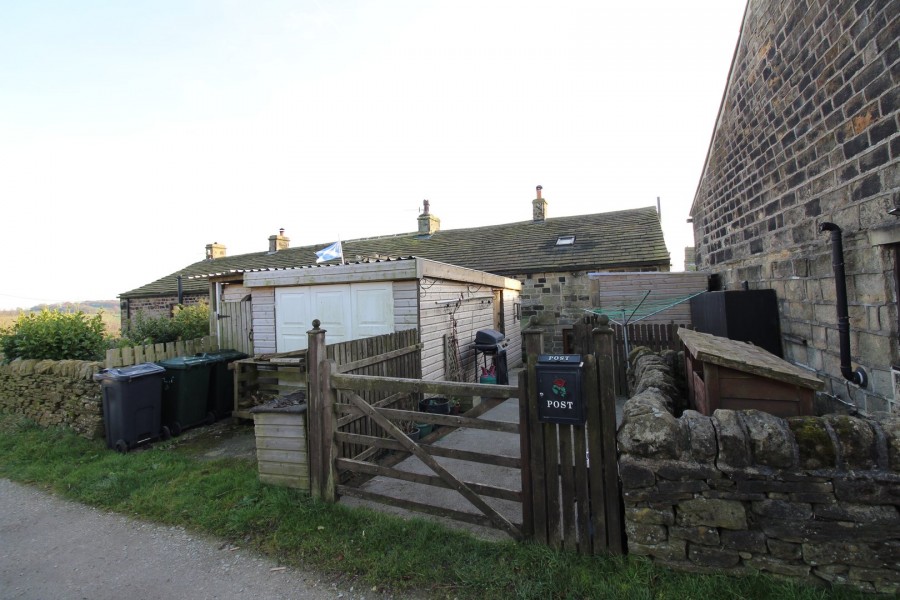 Images for Oakworth, Keighley, West Yorkshire EAID:3030449609 BID:4216801