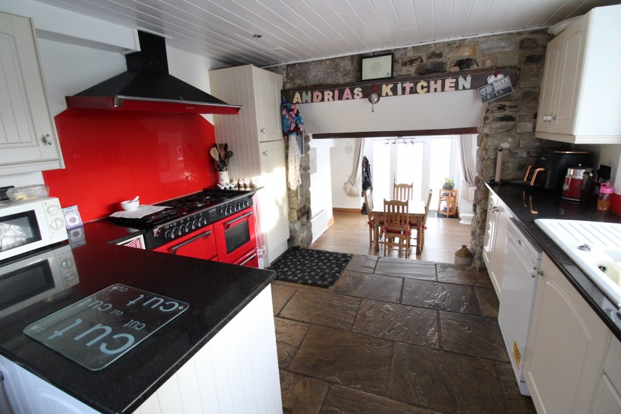 Images for Oakworth, Keighley, West Yorkshire EAID:3030449609 BID:4216801